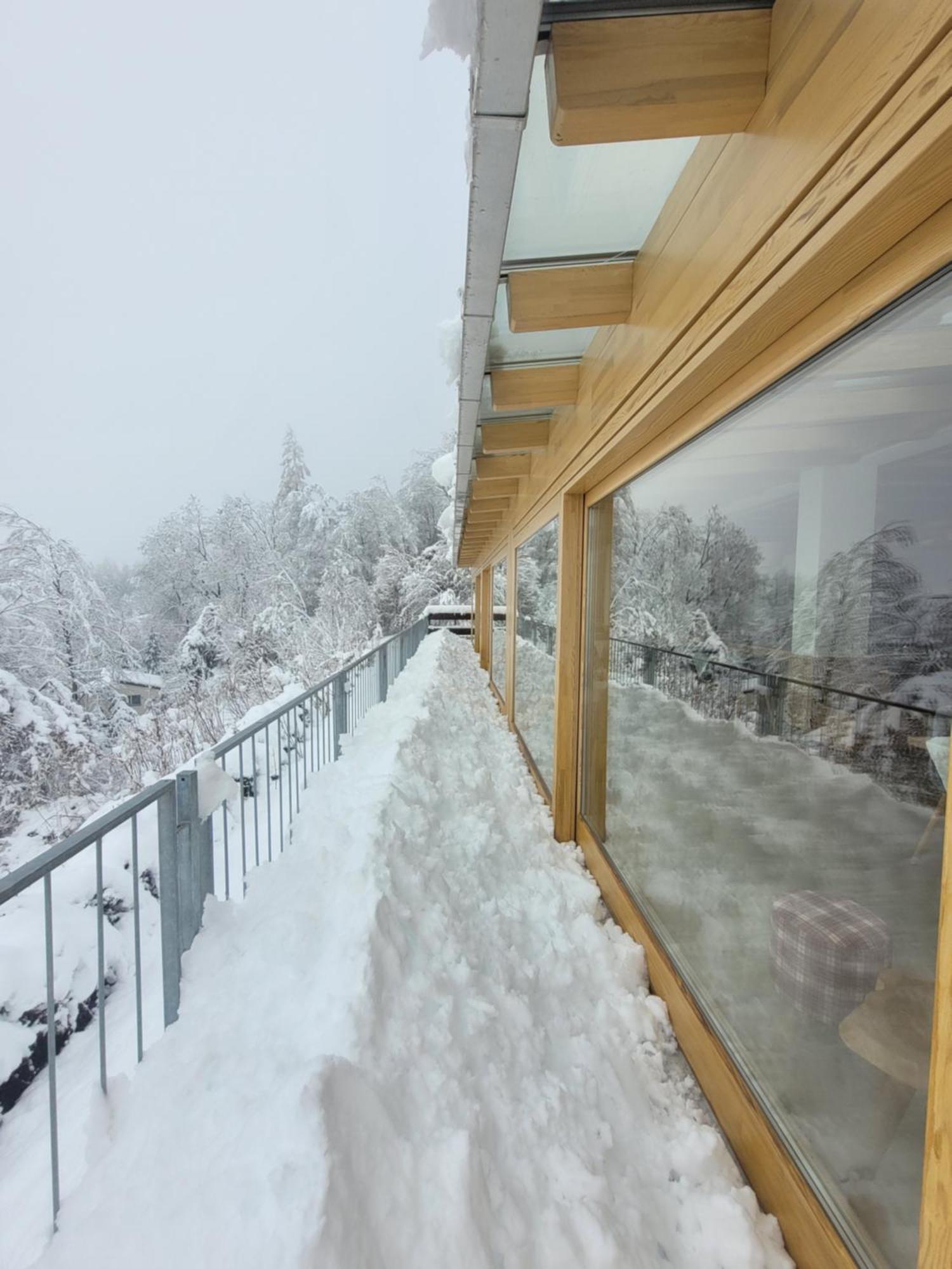 Jaeger Guesthouse อันเนนไฮม์ ภายนอก รูปภาพ
